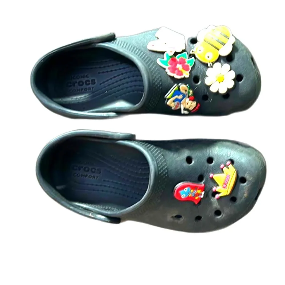 CROCS Kids Shoes Size 11 Black Slip On Slippers Colorful Jibbets Charms
